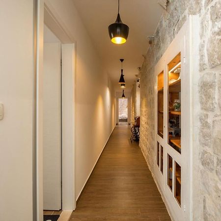 Vintage House Al Pozzo Aparthotel Hvar Town Exterior photo