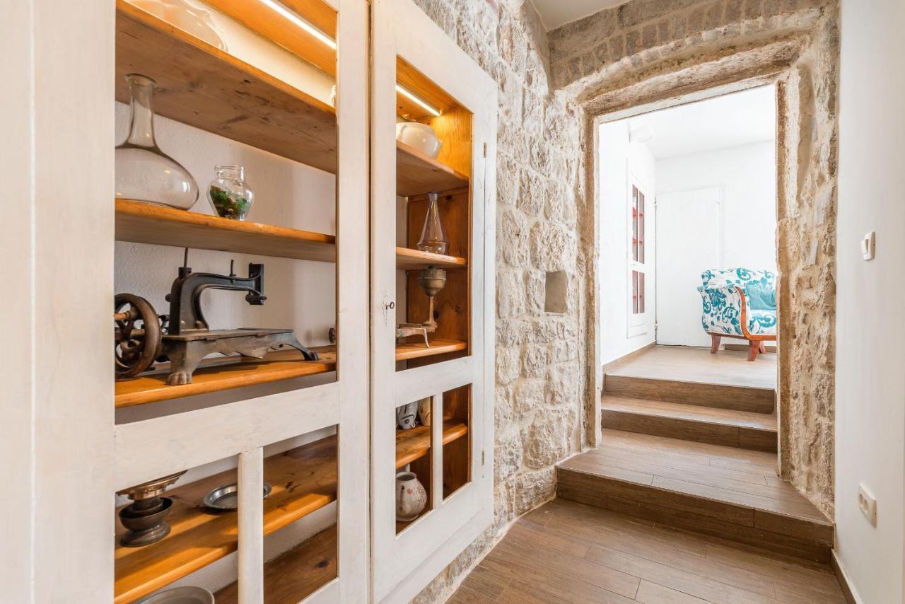 Vintage House Al Pozzo Aparthotel Hvar Town Exterior photo